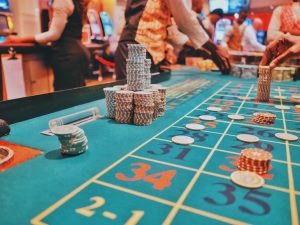 Kasyno na żywo – fenomen w kasynach internetowych
